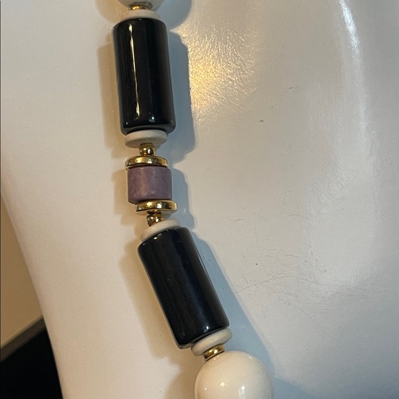 1980’s Japan Ceramic Art Deco Style Lady Pendant Necklace - Picture 5 of 11